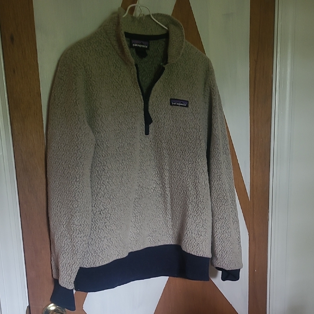 Patagonia Tan and Black Zip Up Sweater